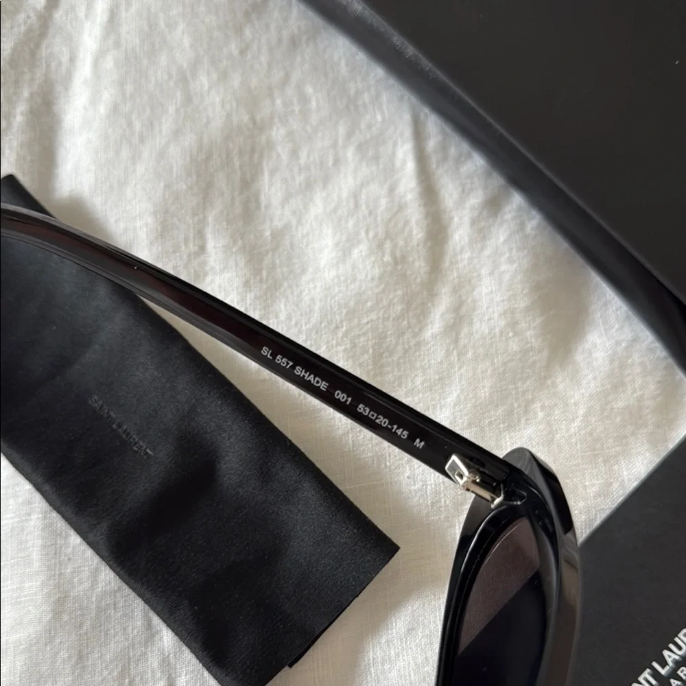 Saint Laurent SL557 Black Sunglasses - Picture 4 of 6
